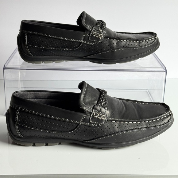 Black Leather Men's Loafers - Picture 3 of 12